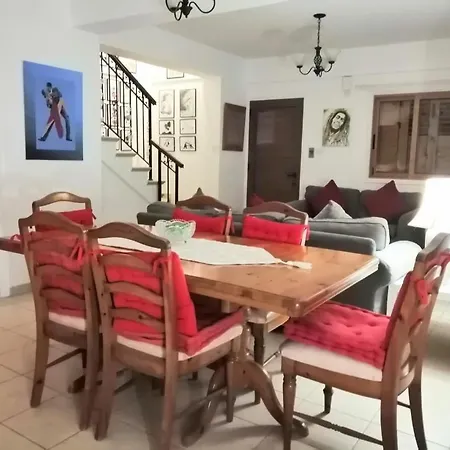 Villa Elena Gardens *