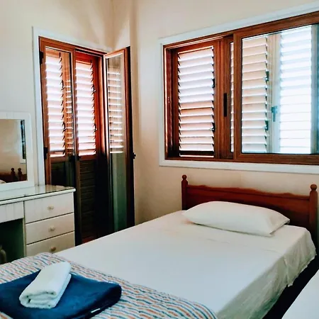 Villa Elena Gardens Ayía Nápa