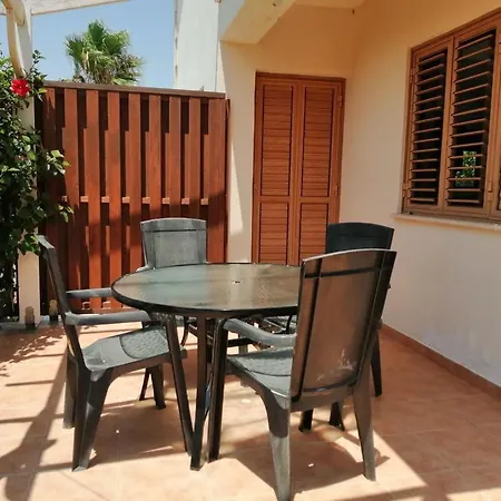 Elena Gardens Villa *