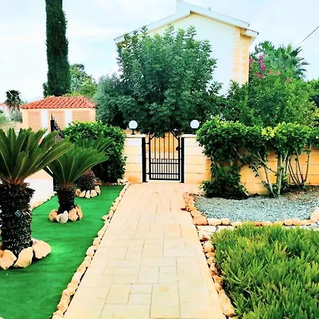 Elena Gardens Villa